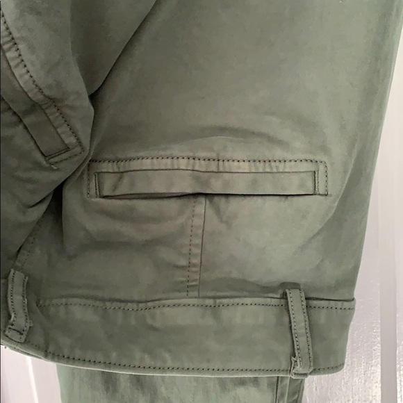 Banana Republic Sloan fit army green pants - Picture 2 of 3